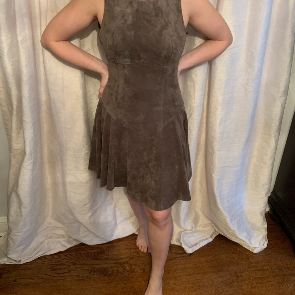 Suade Ivanka Trump dress size 4 NWT